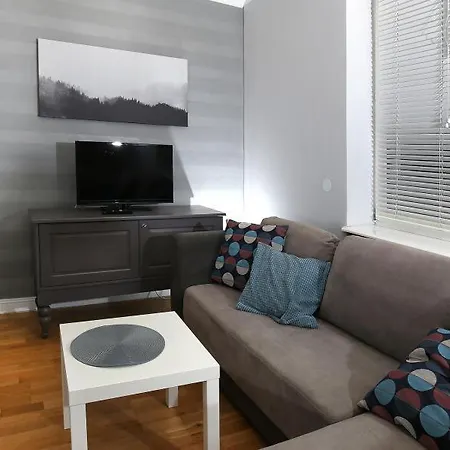 Rejtana Ii דירה *